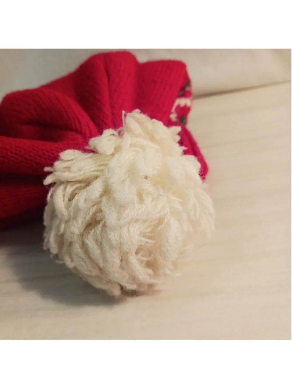 VTG Kids Small Knit Strawberry Hat Pom Beanie Winter